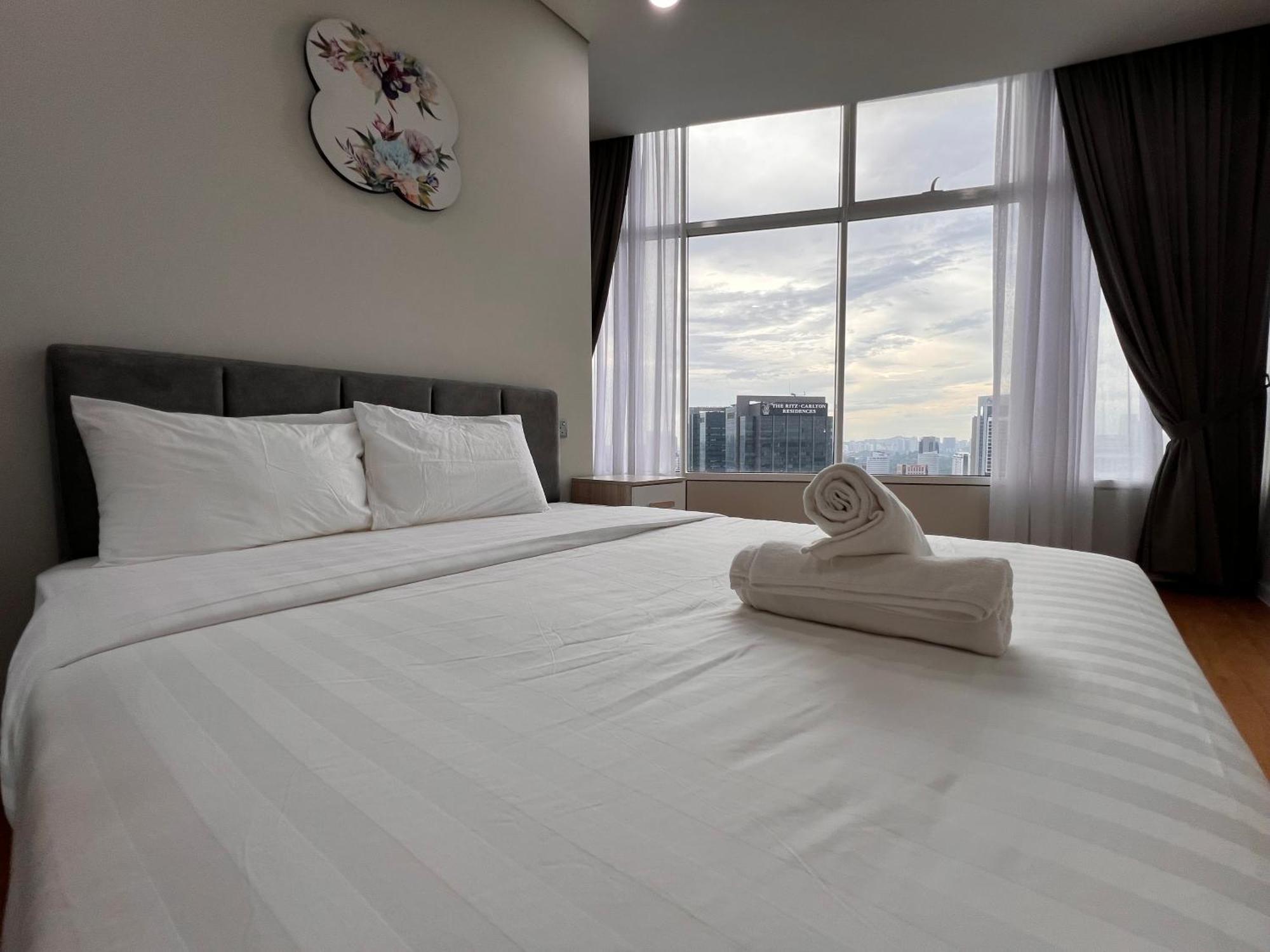 Sky Suites At Klcc By Mitstay Kuala Lumpur Exterior foto